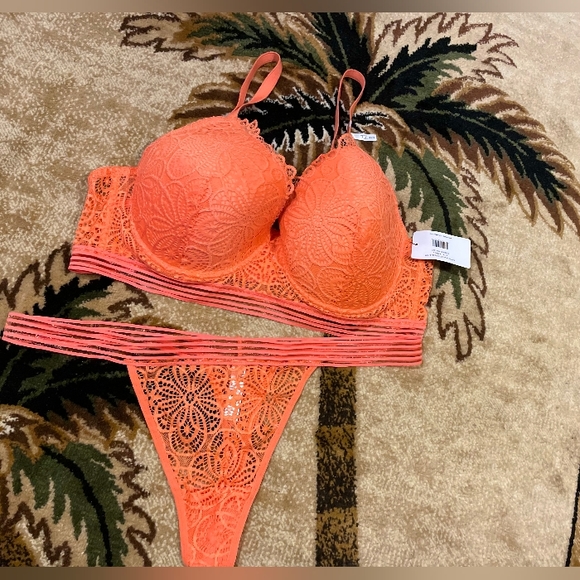 French Affair Peach Echo Bra Criss-Cross Styling Thong Panty Set ( NWT ) 42D 3X - Picture 4 of 5